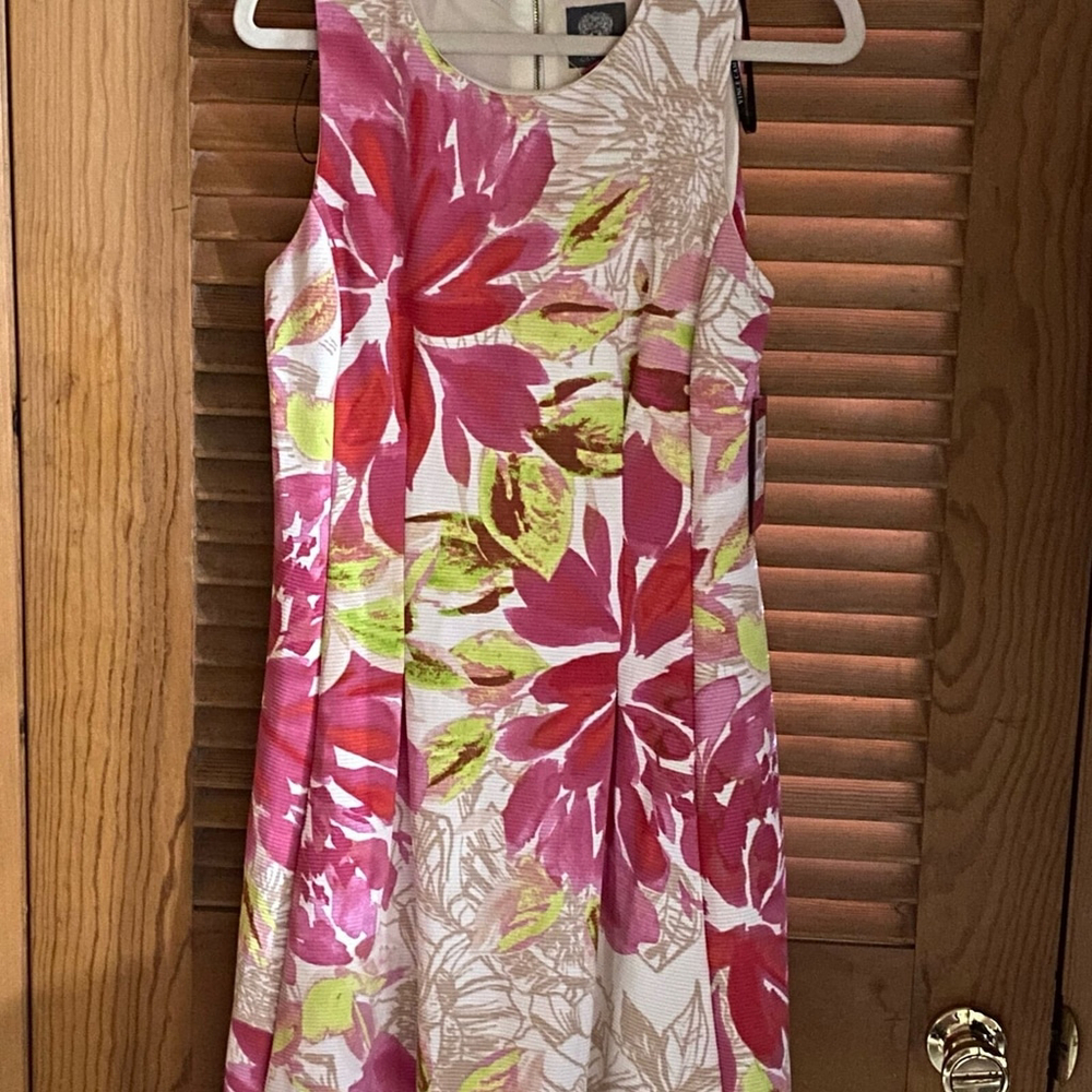 Vince Camuto Women's floral dress for sale Size 6